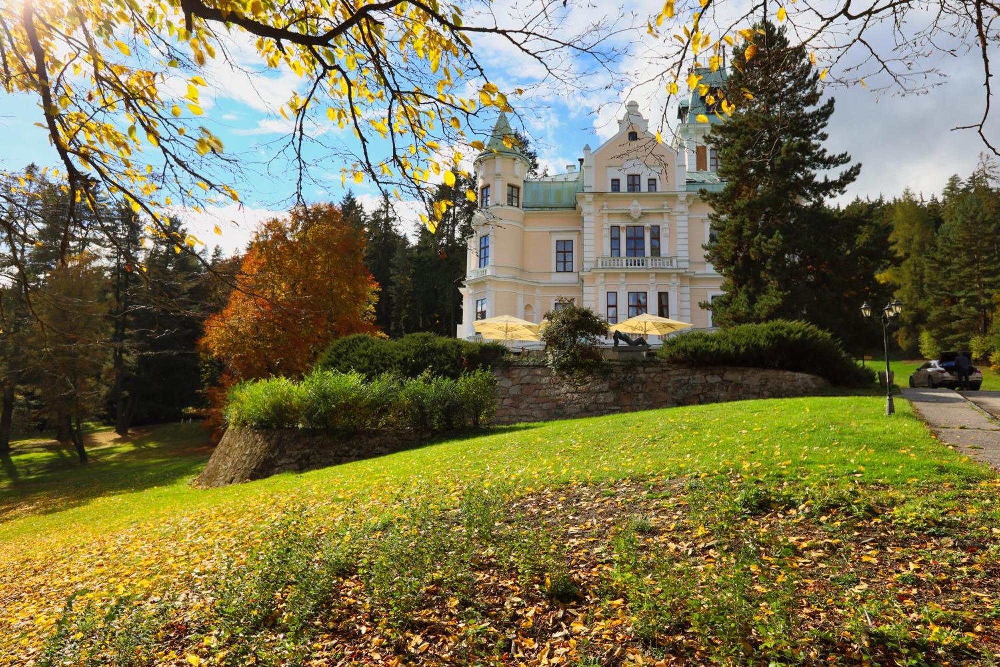 Pension U Golfu Cihelny Karlovy Vary Eksteriør bilde