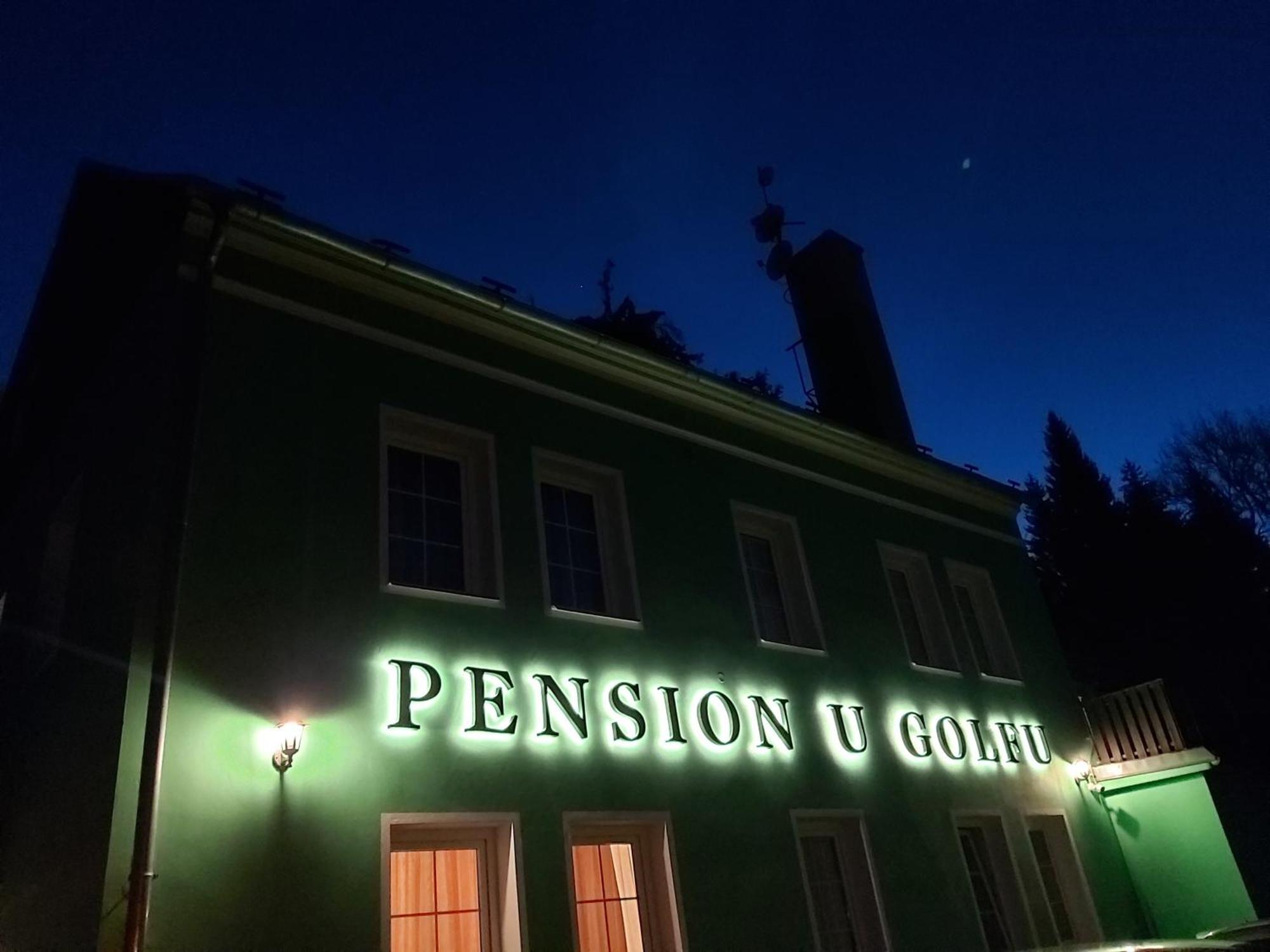 Pension U Golfu Cihelny Karlovy Vary Eksteriør bilde