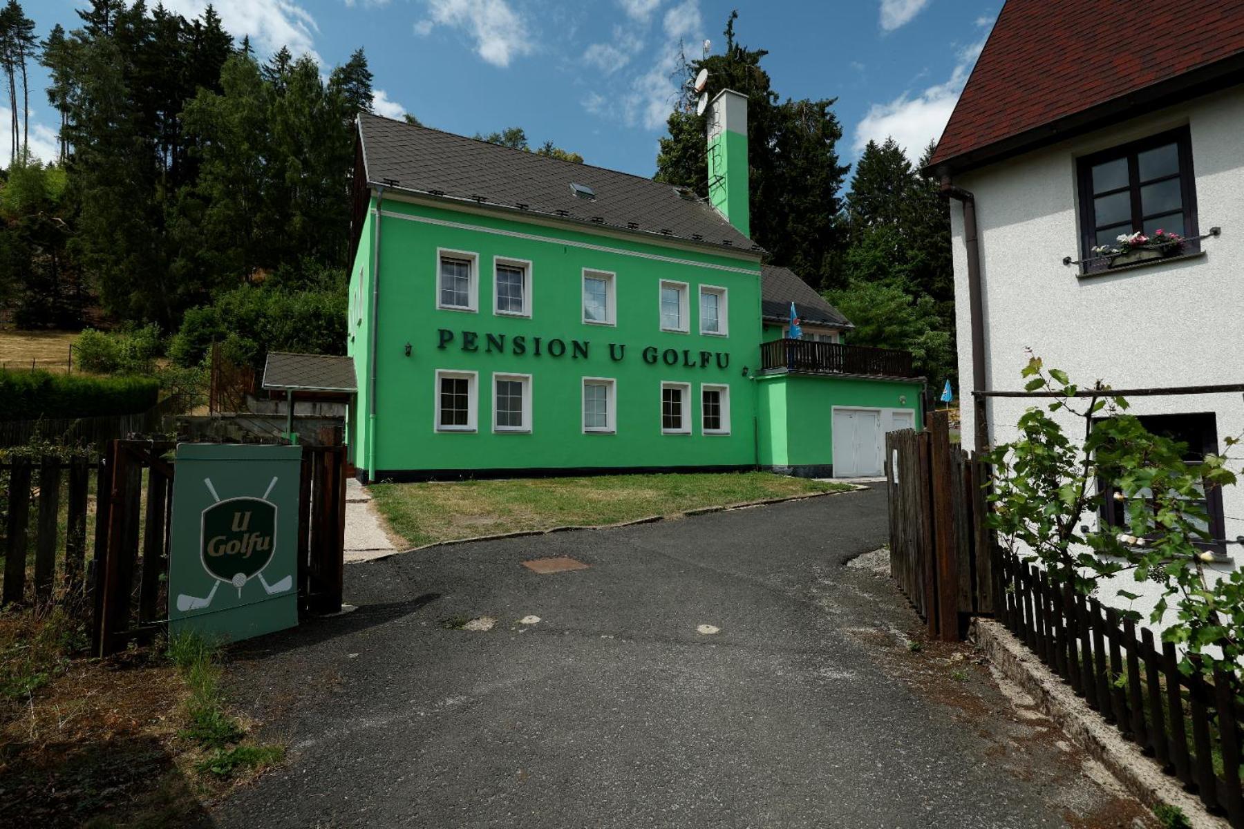 Pension U Golfu Cihelny Karlovy Vary Eksteriør bilde